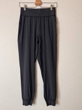 Lululemon Dance Studio Lightweight Gray Joggers size 6